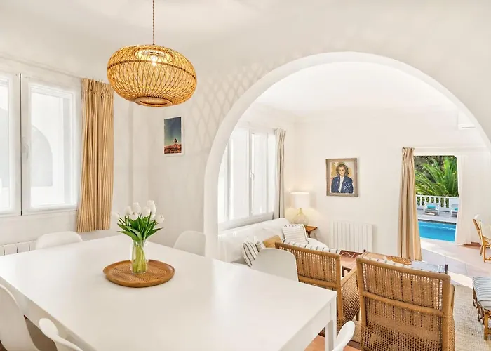 Monte Penedo, Heated Pool