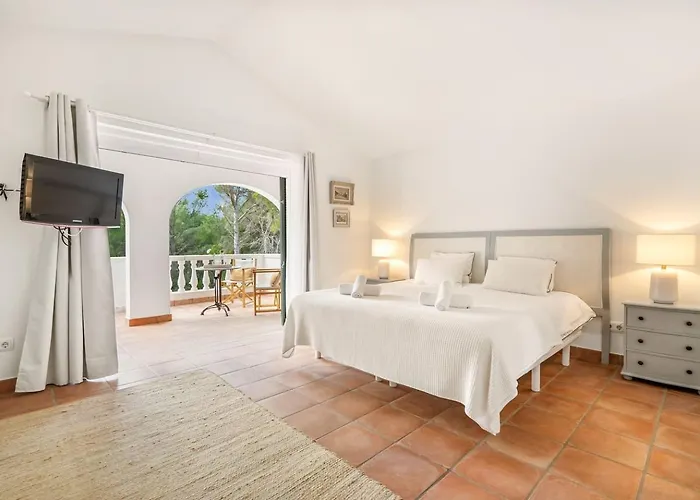 Monte Penedo, Heated Pool Villa